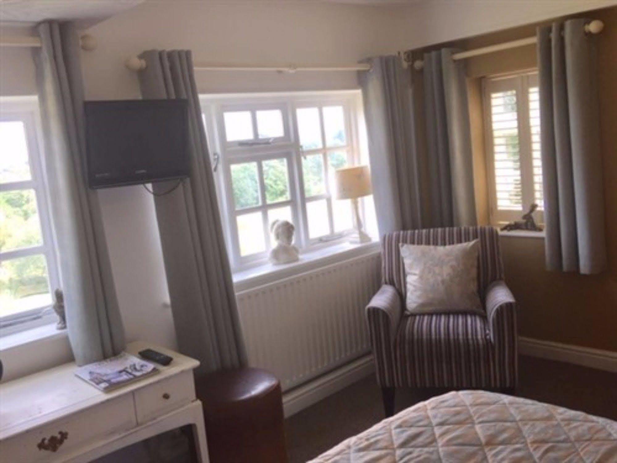The Swan Inn Нантвич Экстерьер фото