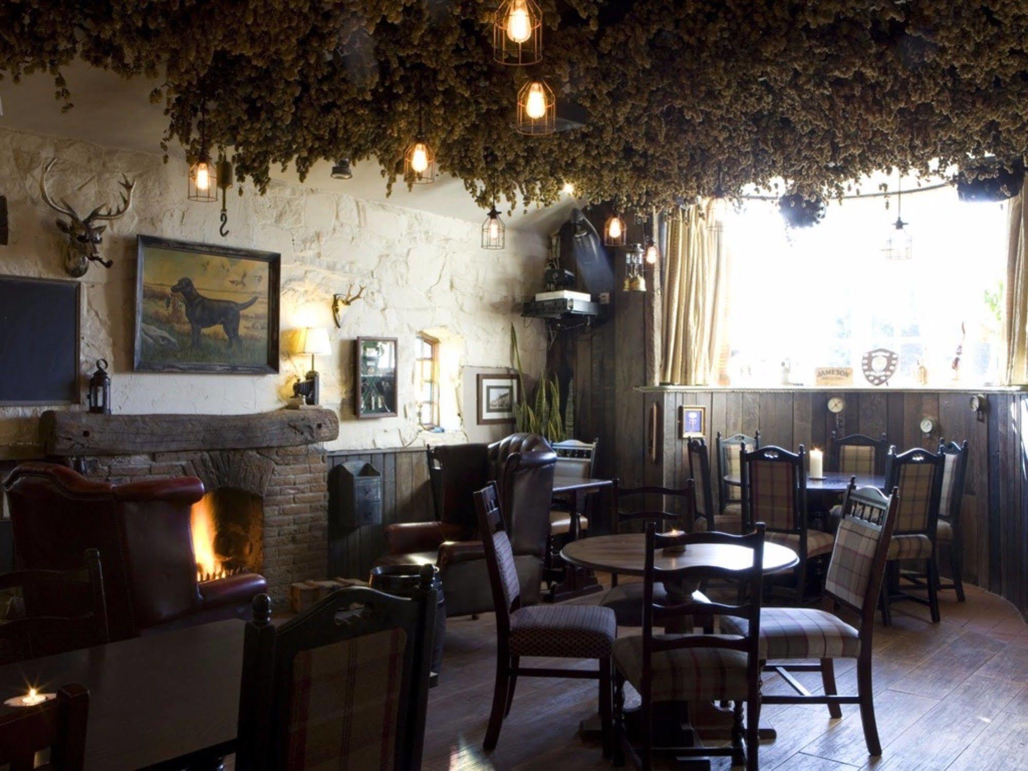 The Swan Inn Нантвич Экстерьер фото